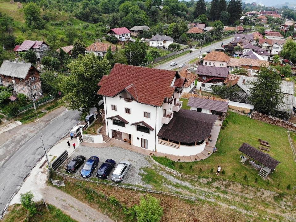 Heaven Guesthouse Corbeni Exterior photo