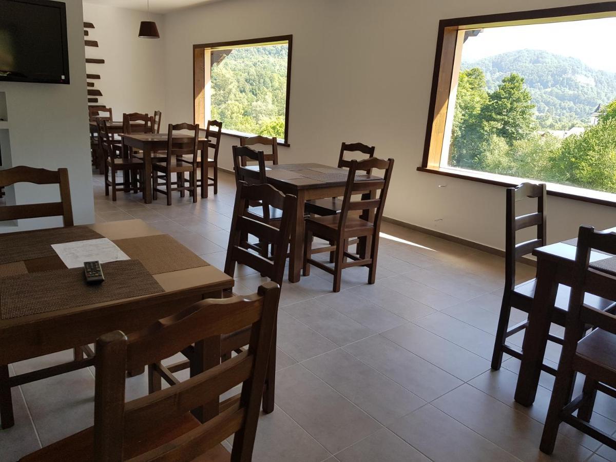 Heaven Guesthouse Corbeni Exterior photo