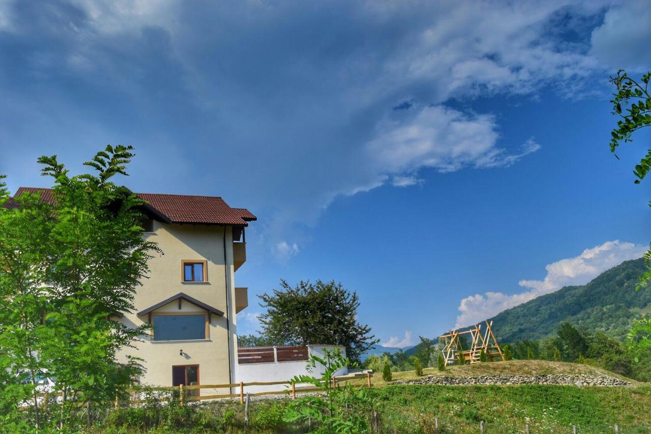 Heaven Guesthouse Corbeni Exterior photo